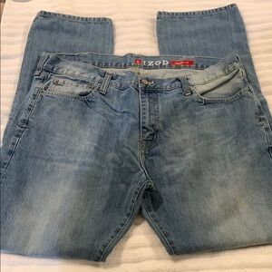 Izod Blue Straight Fit Jeans Classic Style​​